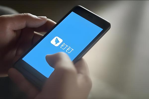 钉钉标准版/ 专业版 / 专属版 / 专有版有什么区别？